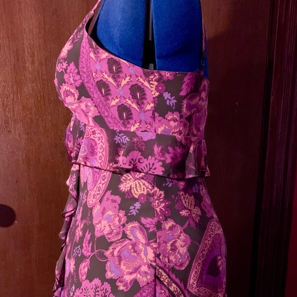 Paisley Sleeveless Dress w/Petal Hem - Picture 2 of 11